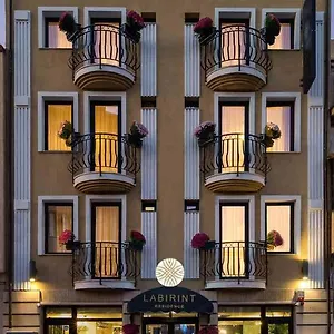Labirint Boutique Bükreş